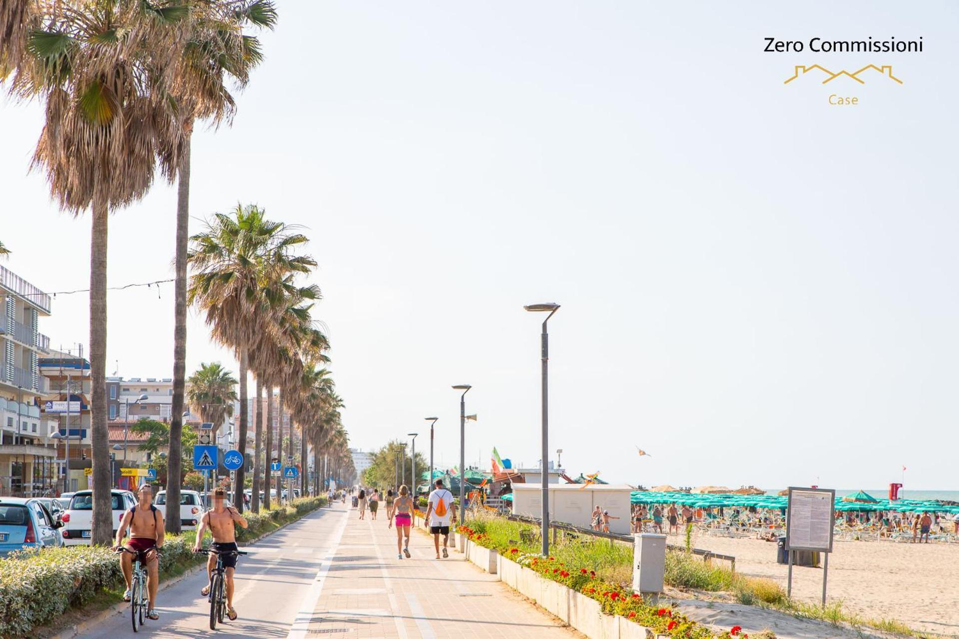 Palm Beach House - Vista Mare Montesilvano Marina Zewnętrze zdjęcie