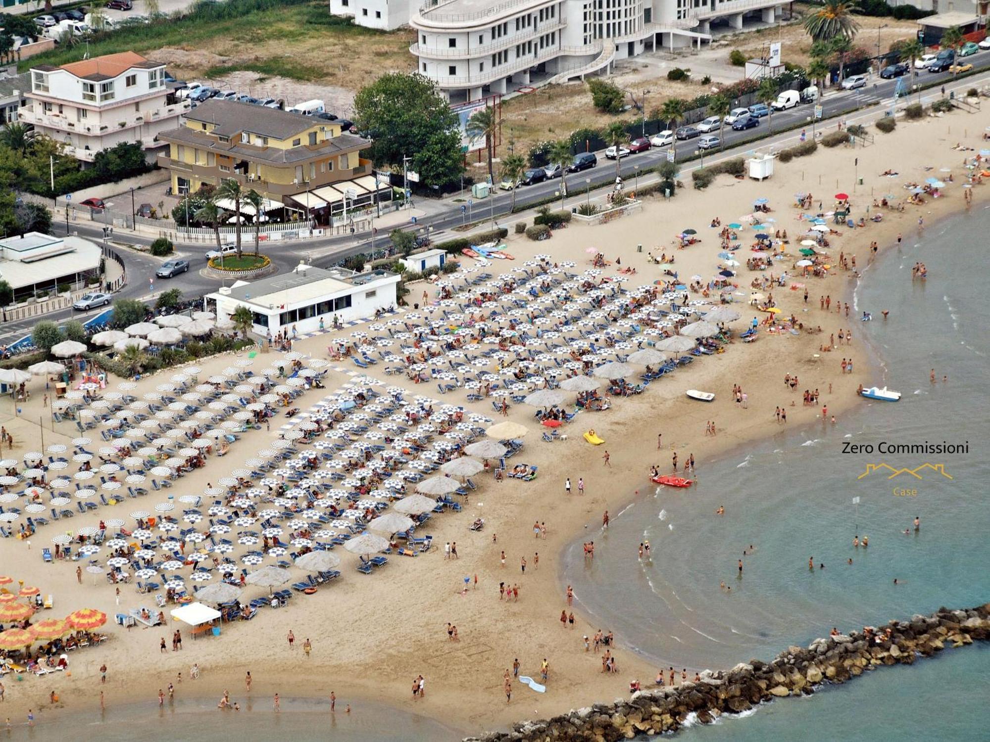 Palm Beach House - Vista Mare Montesilvano Marina Zewnętrze zdjęcie
